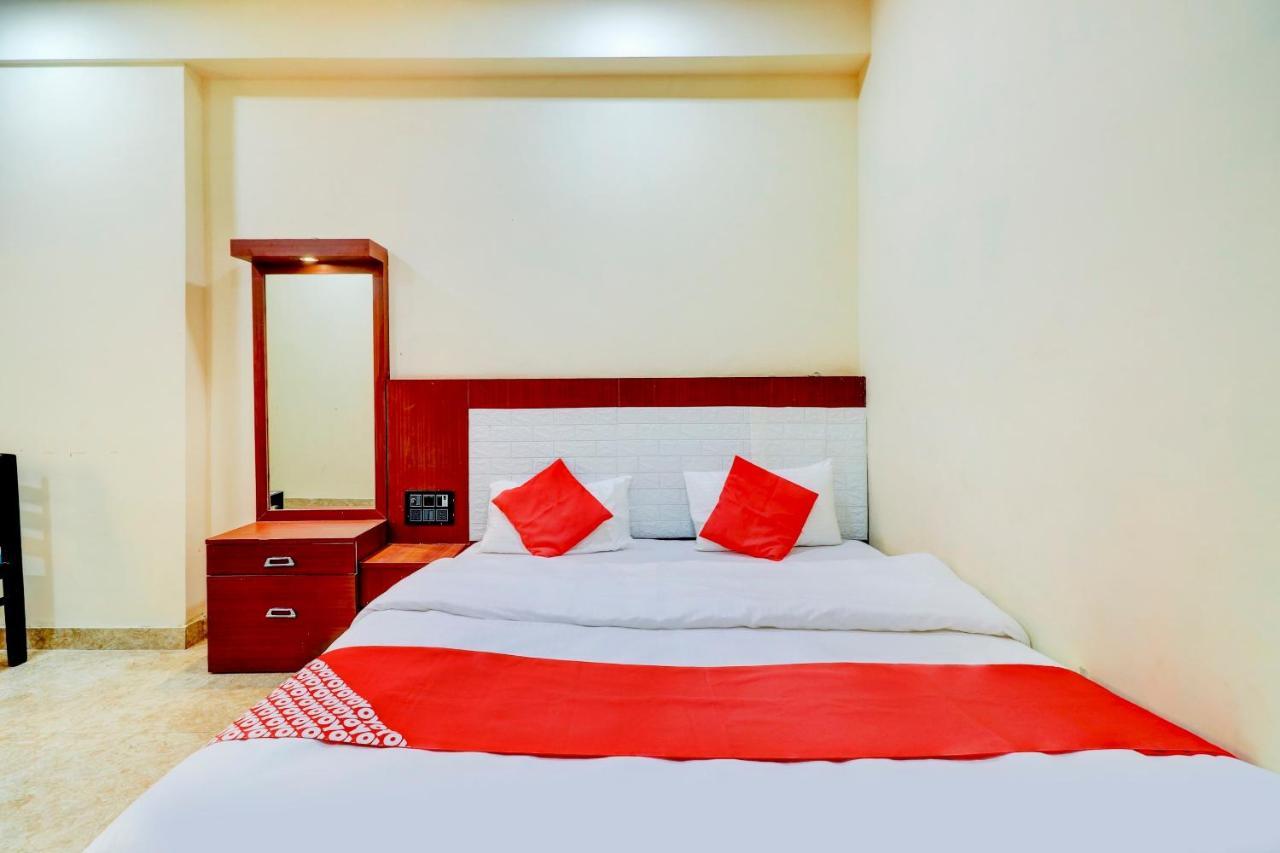 Oyo Flagship 73009 Hotel City Inn Dayal Bagh Exterior foto